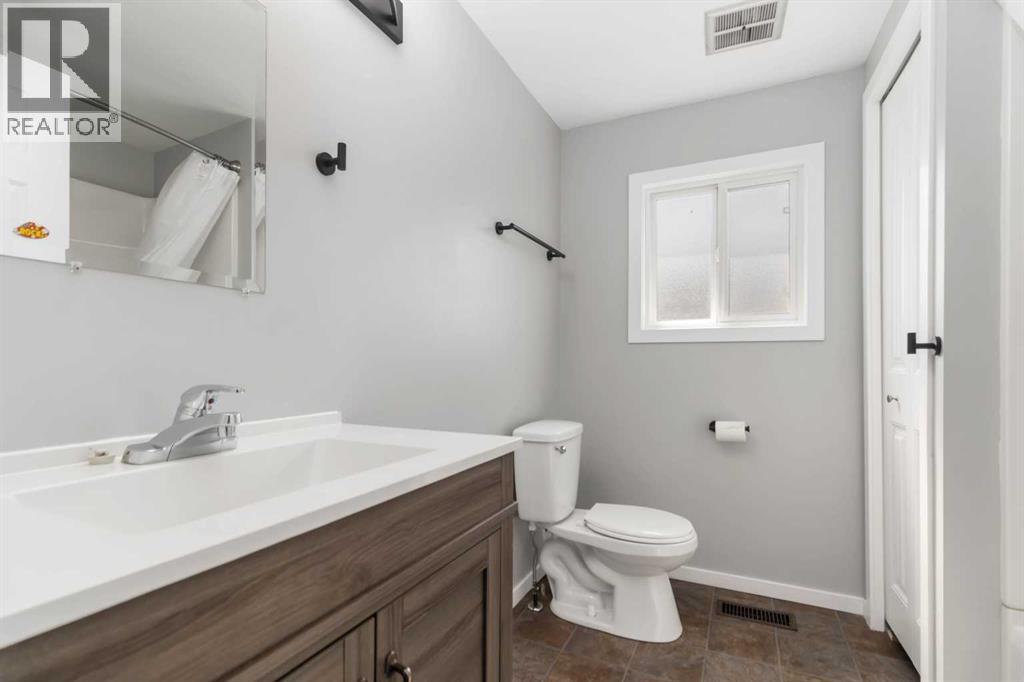 180 Greenbriar Bay Property Photo 22