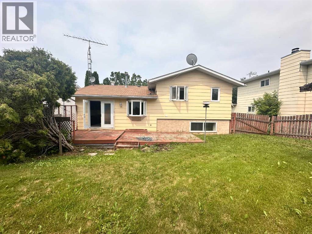 9111 97 Avenue Property Photo 5
