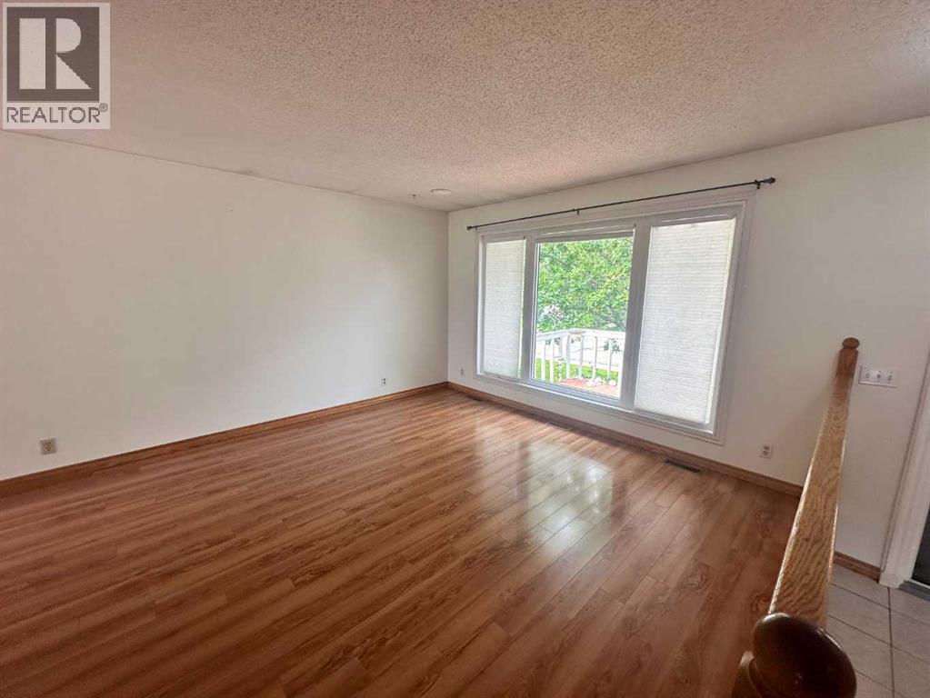 9111 97 Avenue Property Photo 10