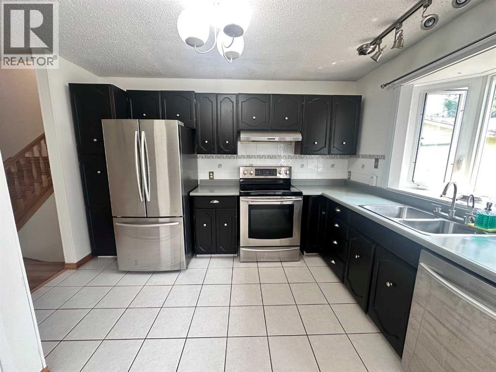 9111 97 Avenue Property Photo 13
