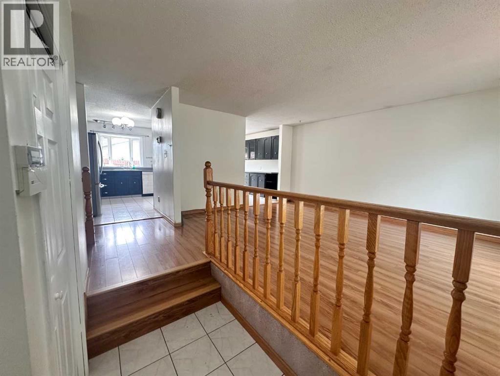 9111 97 Avenue Property Photo 15
