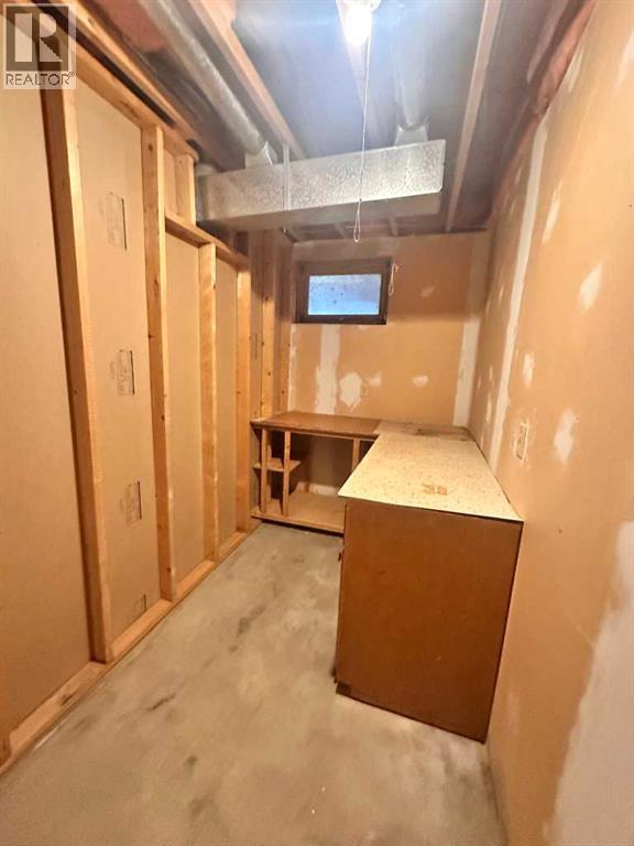 9111 97 Avenue Property Photo 29