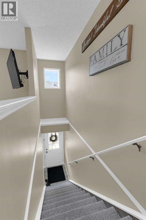 140 Sagewood Boulevard Southwest Property Photo 3