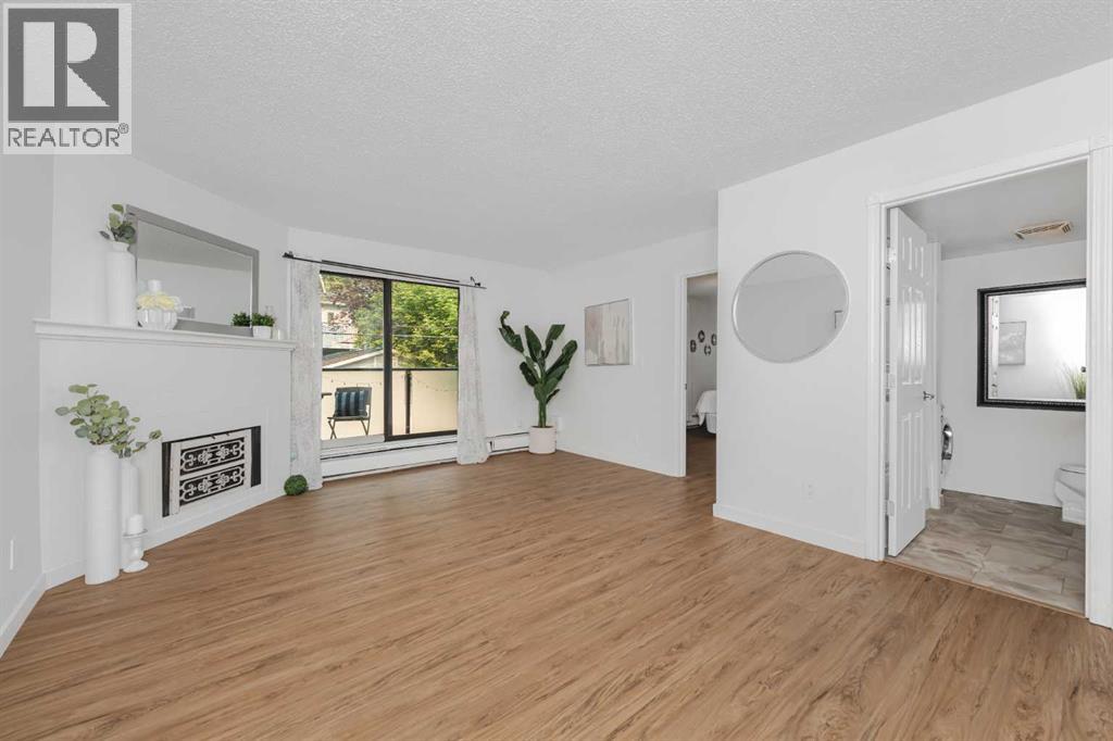 1821 17a Street Southwest Property Photo 3