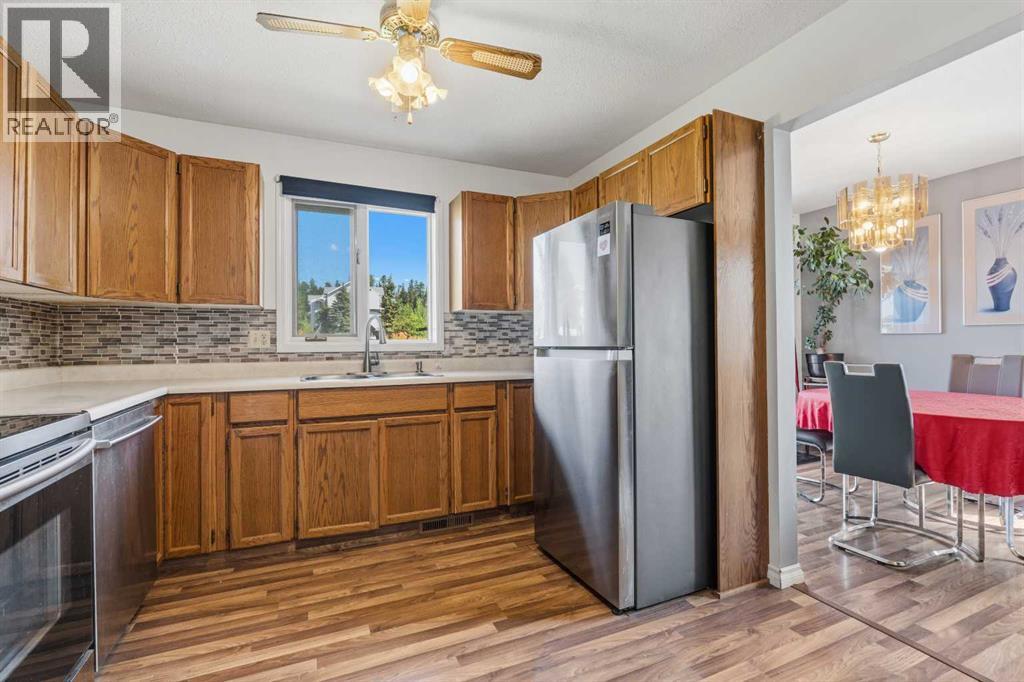 22 Hillside Avenue Property Photo 11