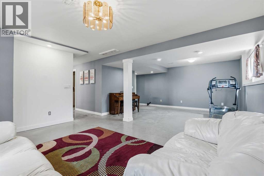 22 Hillside Avenue Property Photo 24