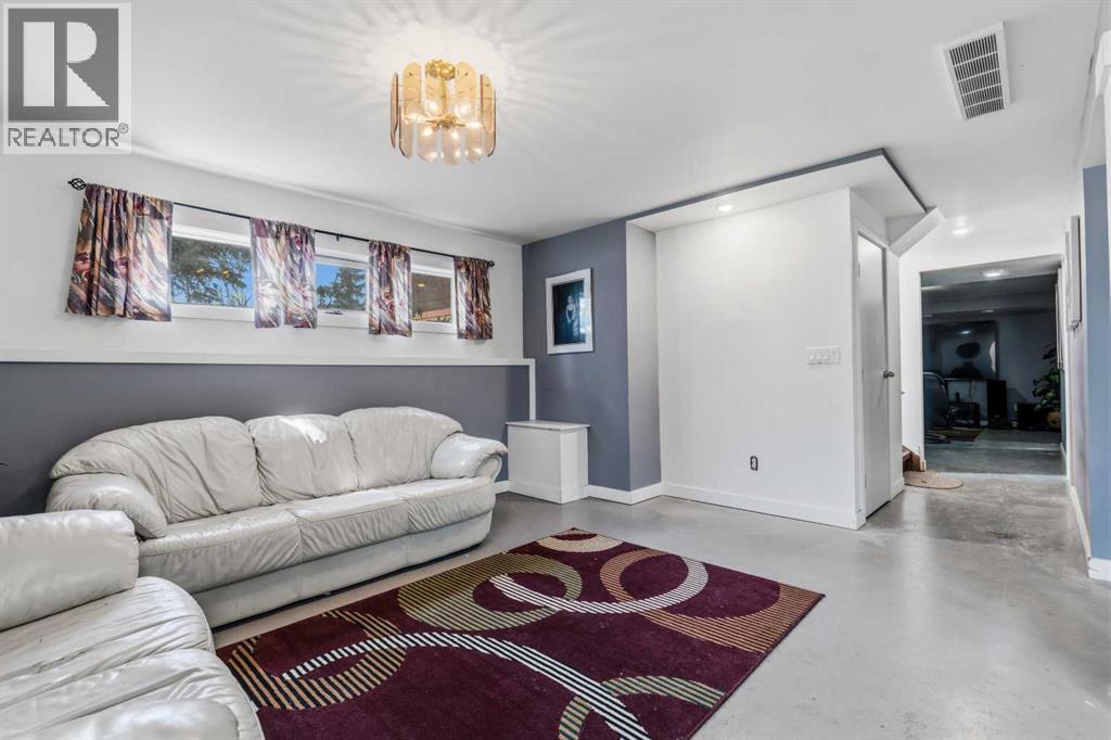 22 Hillside Avenue Property Photo 26