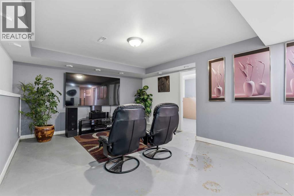 22 Hillside Avenue Property Photo 27