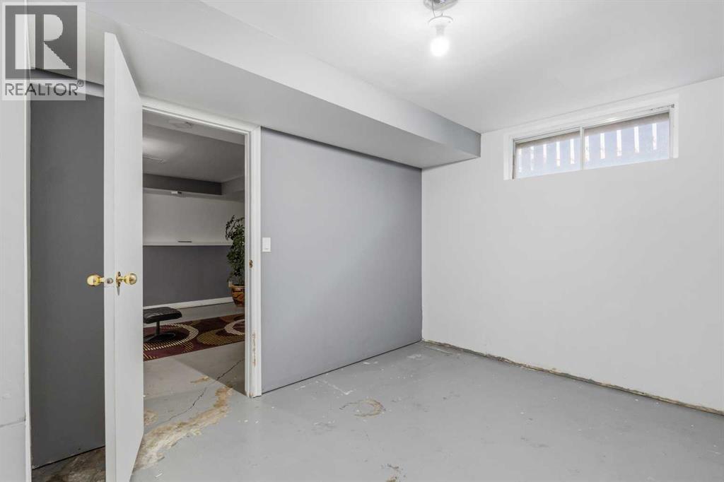 22 Hillside Avenue Property Photo 28