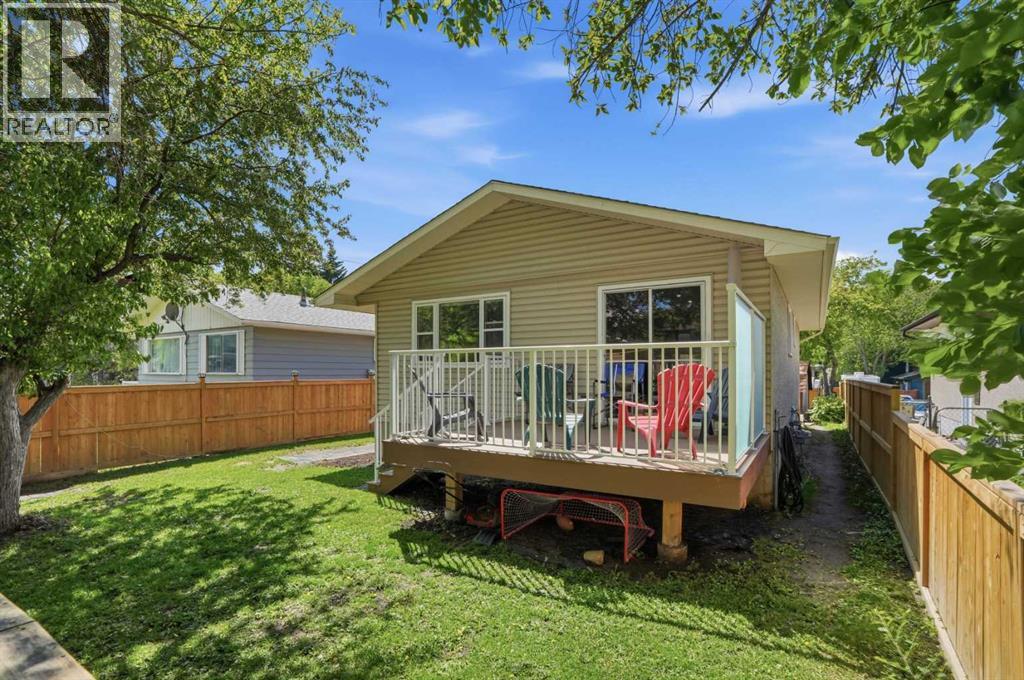 3056 32a Street Se Property Photo 3