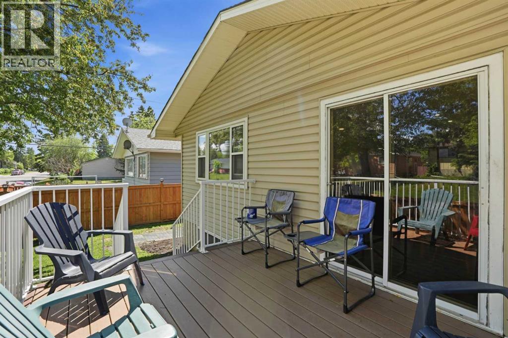 3056 32a Street Se Property Photo 32