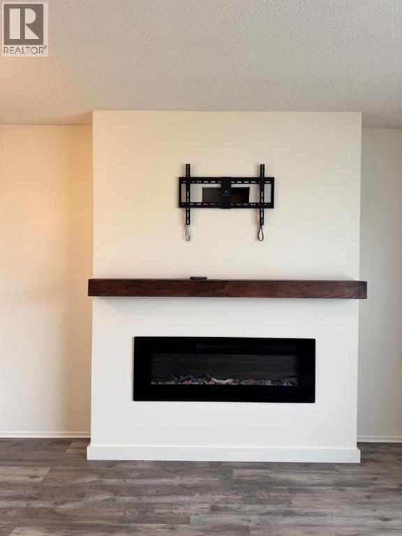 10713 105 Avenue Property Photo 13