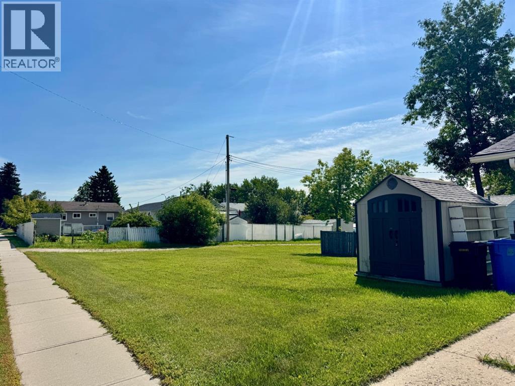 10713 105 Avenue Property Photo 33