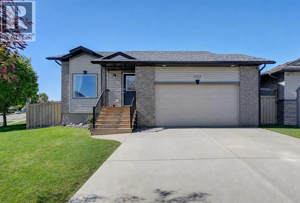 7102 90 Street Property Photo 1