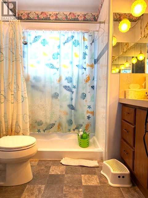 1436 Robson Crescent Se Property Photo 7