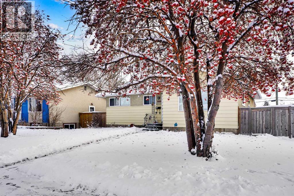 1436 Robson Crescent Se Property Photo 19