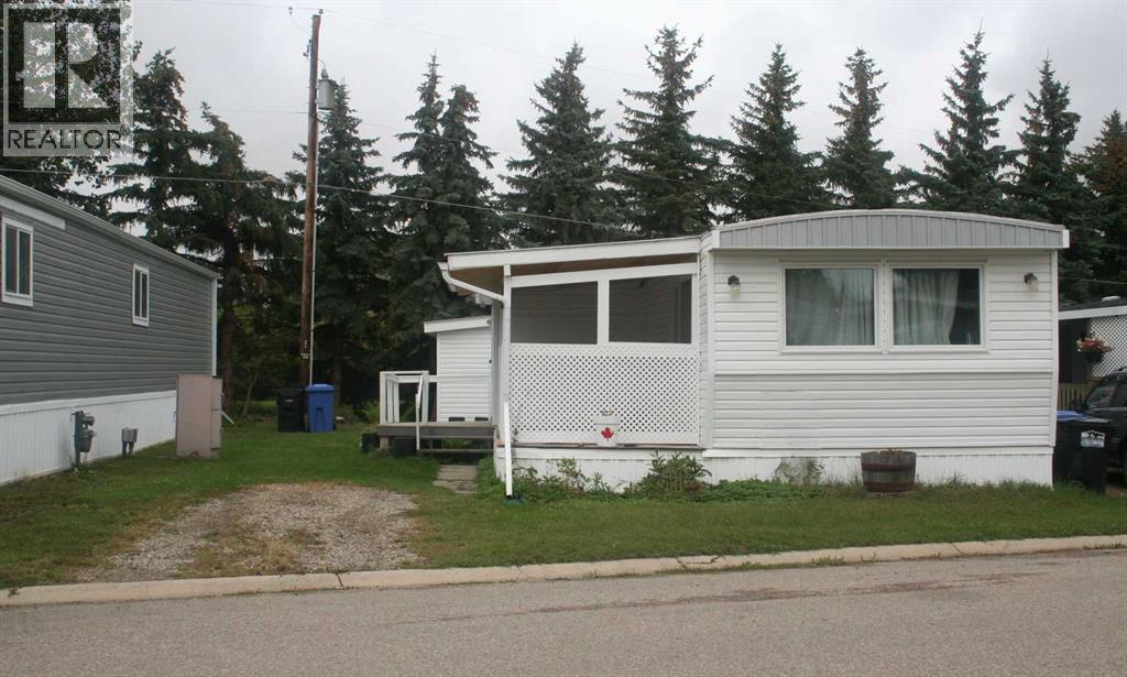 1190 15 Avenue Property Photo 1