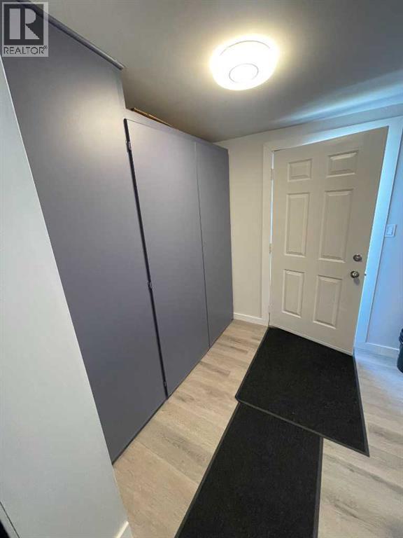1190 15 Avenue Property Photo 2