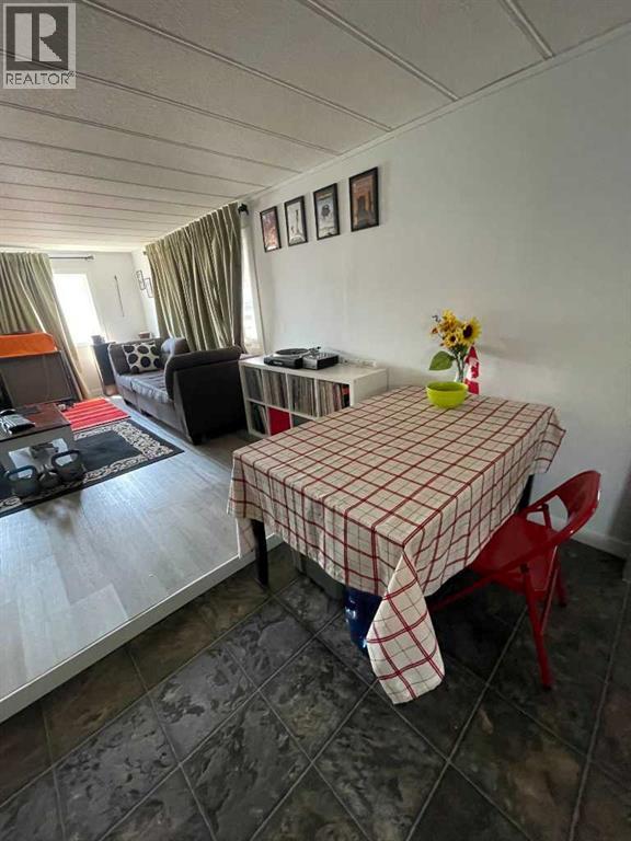 1190 15 Avenue Property Photo 7
