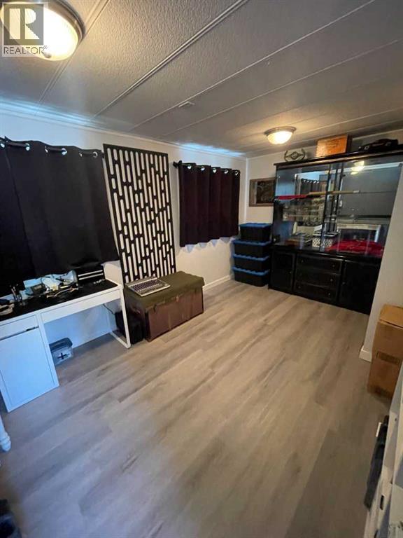 1190 15 Avenue Property Photo 10