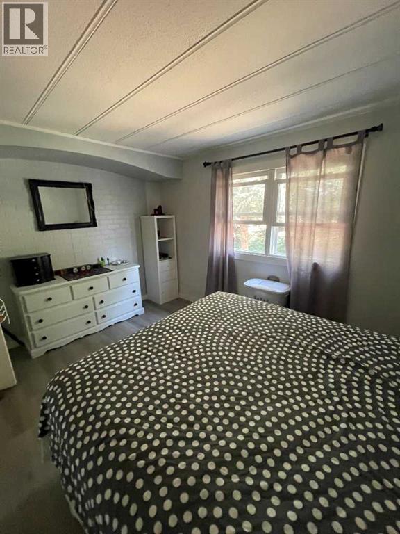 1190 15 Avenue Property Photo 15