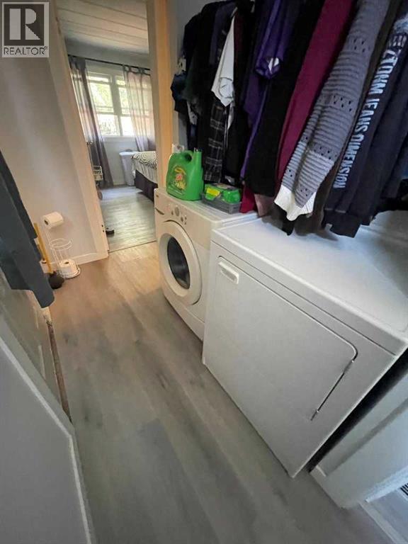 1190 15 Avenue Property Photo 16