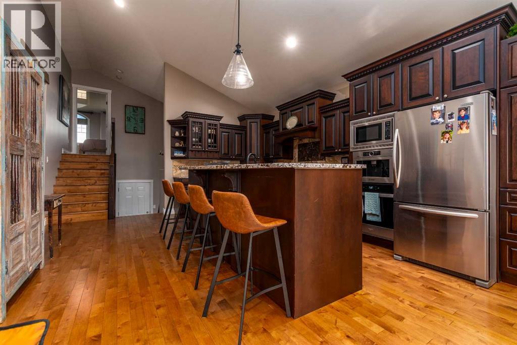 1306 52c Avenue Property Photo 3