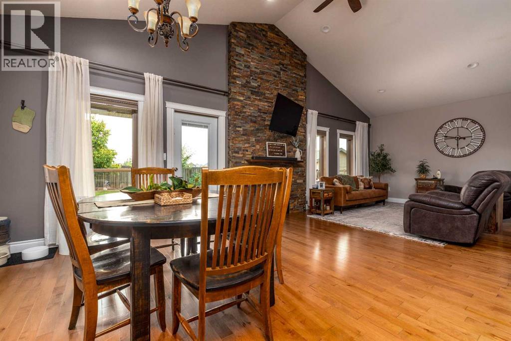 1306 52c Avenue Property Photo 6