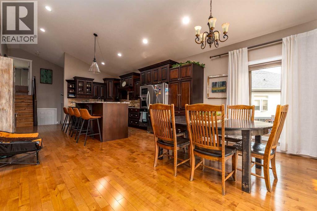 1306 52c Avenue Property Photo 9
