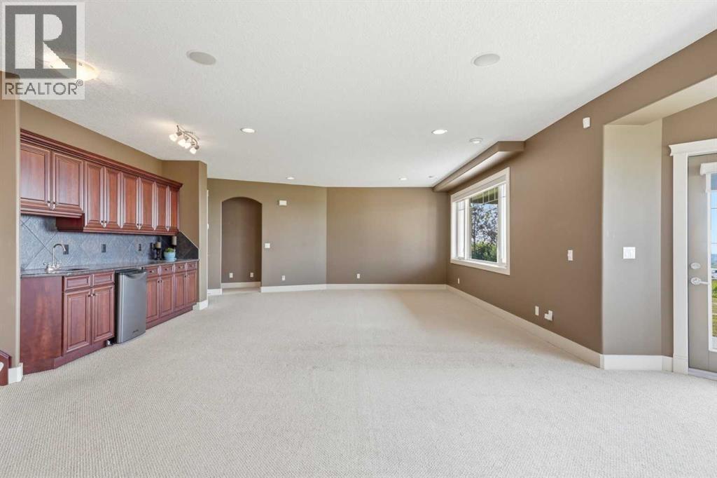 87 Royal Ridge Terrace Nw Property Photo 31