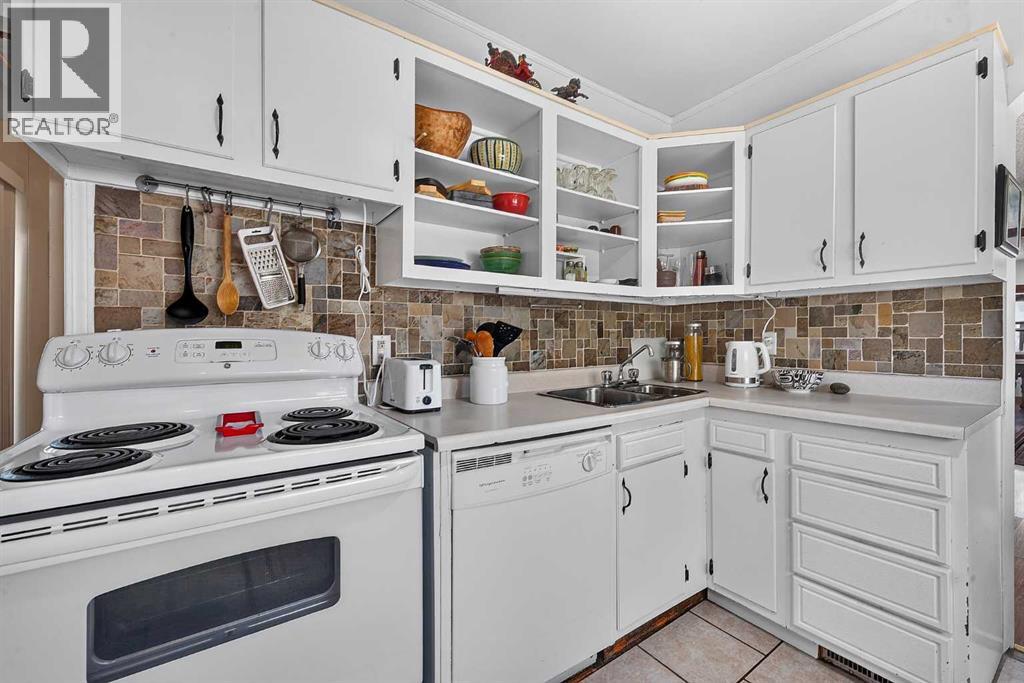 241 25 Avenue Ne Property Photo 12