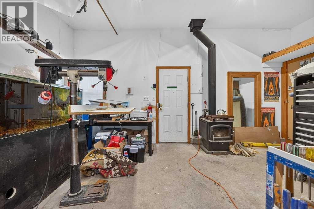 241 25 Avenue Ne Property Photo 30