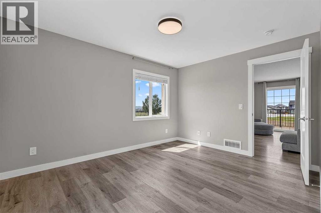 354096 48 Street E Property Photo 15