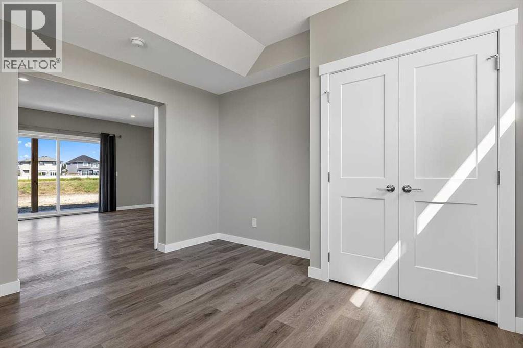 354096 48 Street E Property Photo 27