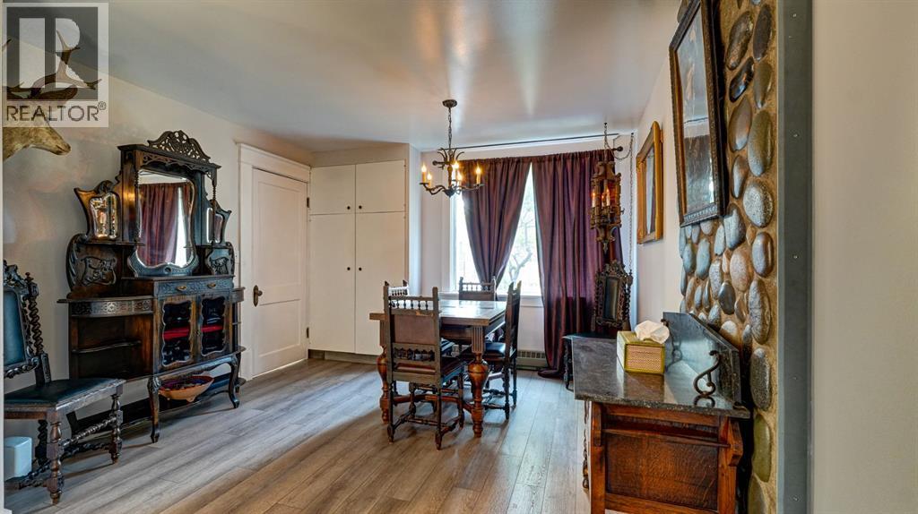 4309 2 Street W Property Photo 11