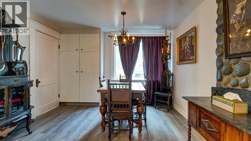 4309 2 Street W Property Photo 12