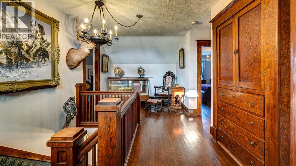 4309 2 Street W Property Photo 28