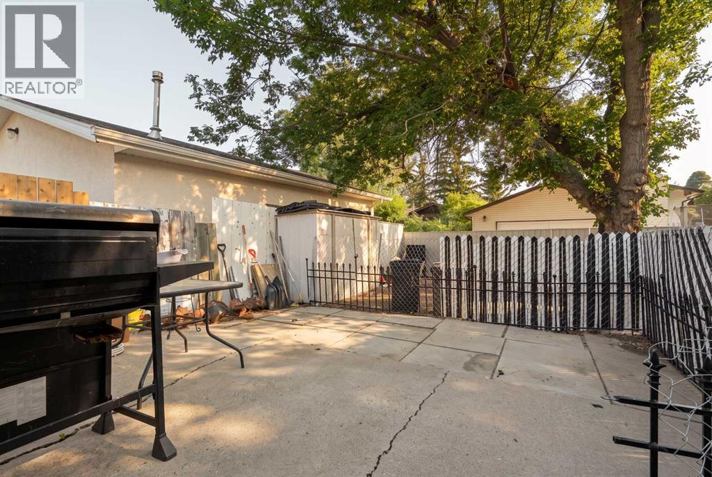 2610 11 Avenue N Property Photo 37