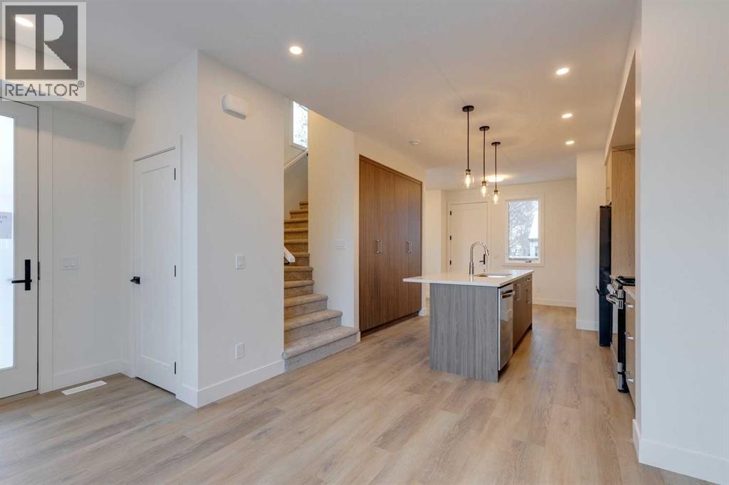 2122 7 Street Nw Property Photo 32