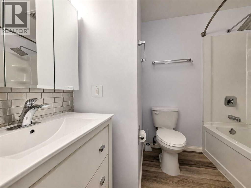 10625 105 Avenue Property Photo 8