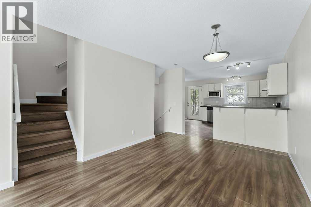605 Prairie Sound Circle Nw Property Photo 8
