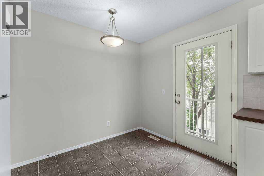 605 Prairie Sound Circle Nw Property Photo 14