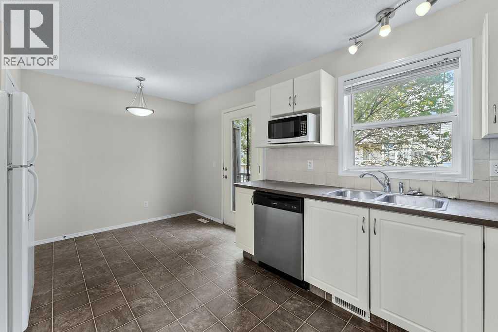 605 Prairie Sound Circle Nw Property Photo 15