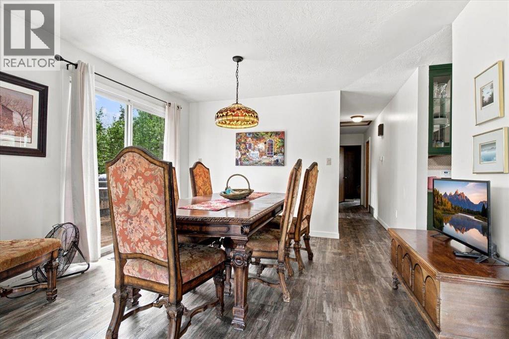 1121 5 Avenue Property Photo 9