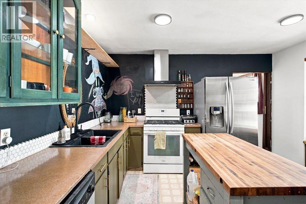 1121 5 Avenue Property Photo 11