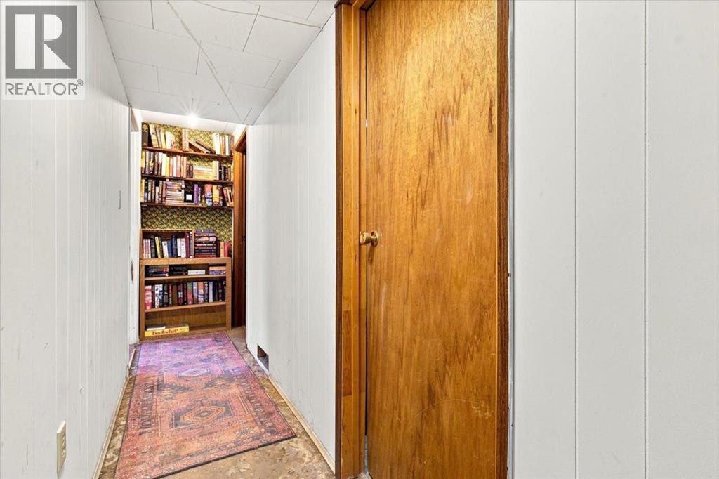1121 5 Avenue Property Photo 19