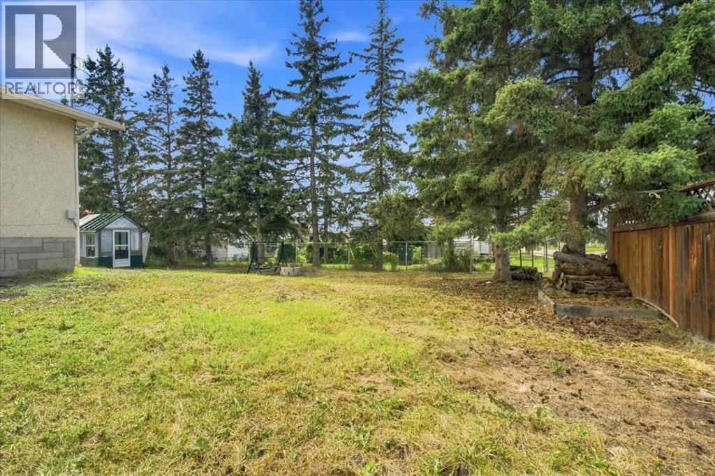 1121 5 Avenue Property Photo 23