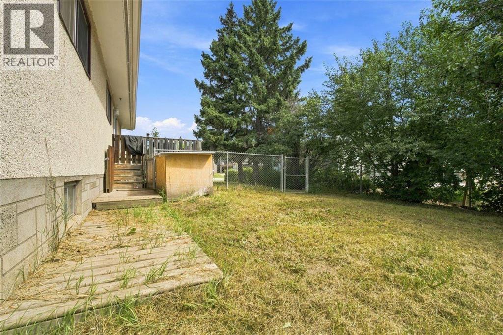 1121 5 Avenue Property Photo 25