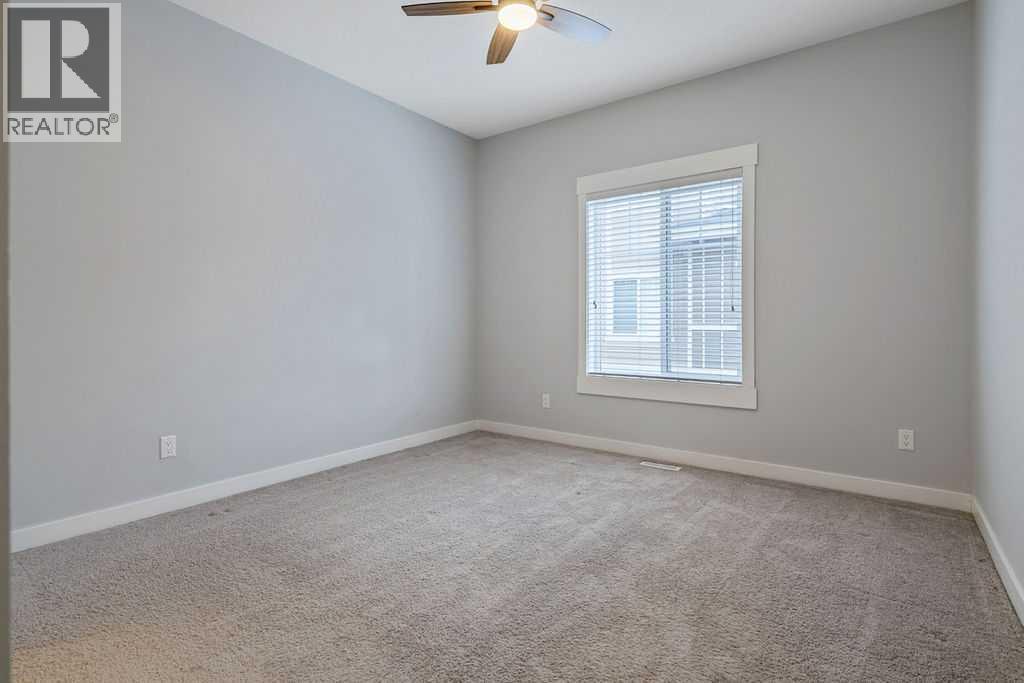 22 West Coach Manor Sw Property Photo 12