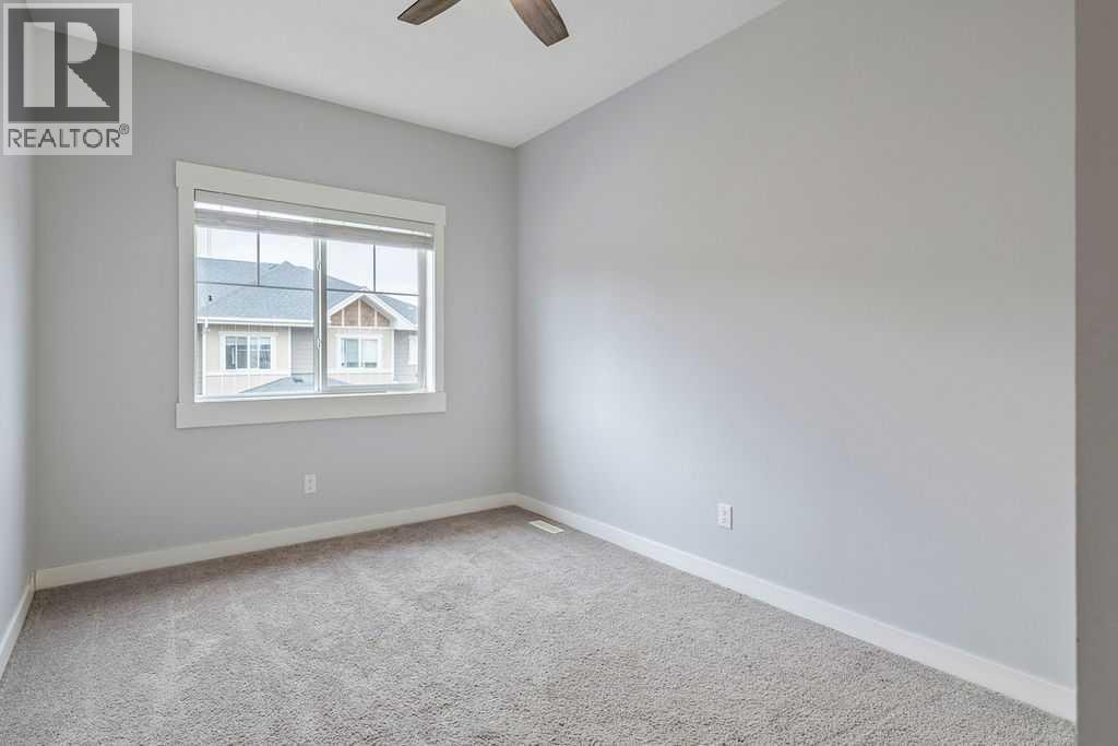 22 West Coach Manor Sw Property Photo 15